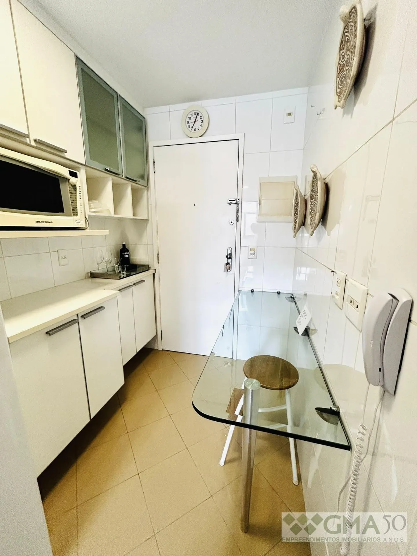 2-bedroom apartment in a building with a sauna — photo 29