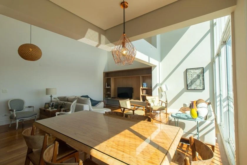4-bedroom apartment with 3 parking spaces and open kitchen