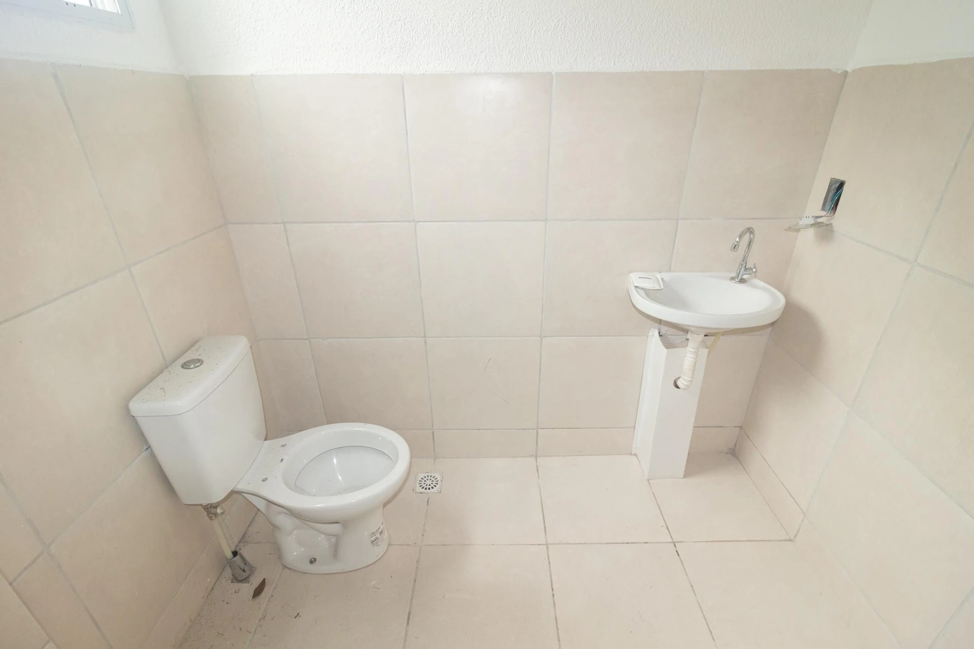 Apartamento de 2 quartos em condomínio com academia — photo 17