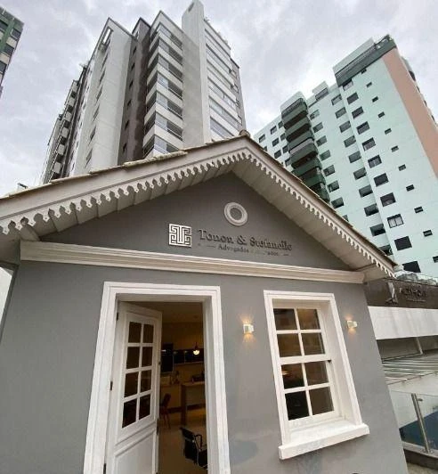 Casa de 98 m² com 2 quartos, varanda e 2 vagas — photo 6