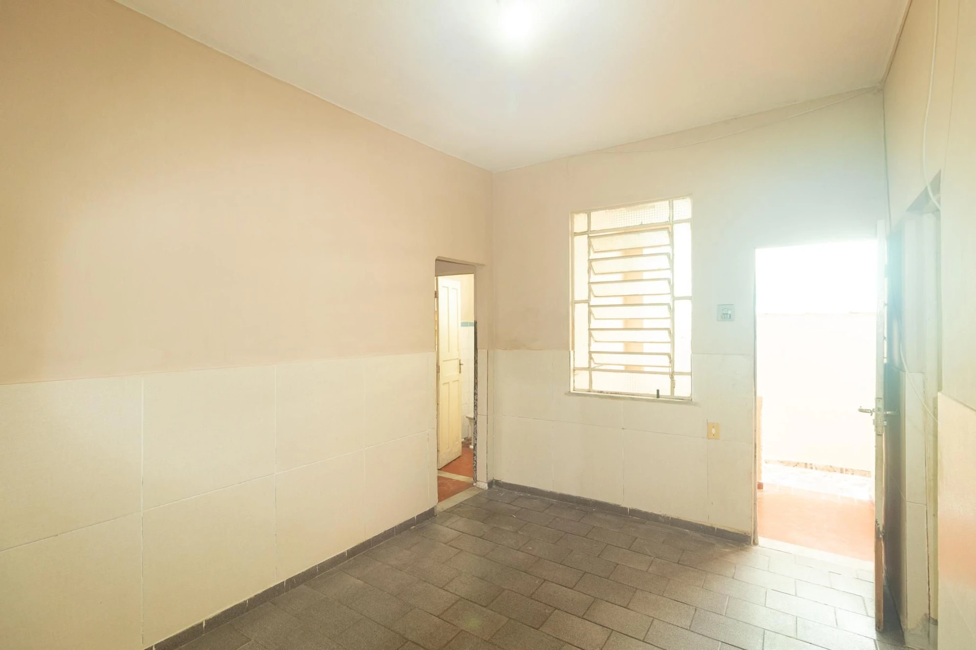 1-bedroom apartment with balcony and pets allowed — photo 24