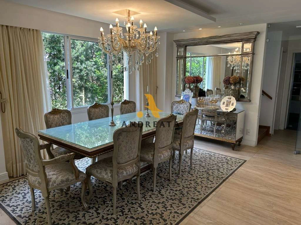 Unfurnished 6-bedroom house with 248 m² — photo 3