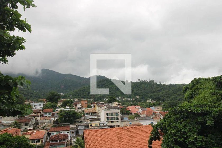 House for rent with 3 en-suite bedrooms and 200 m² — photo 28
