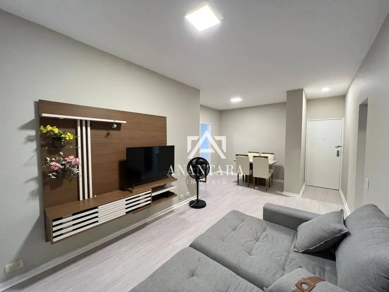 One-bedroom apartment with a washing machine — photo 14