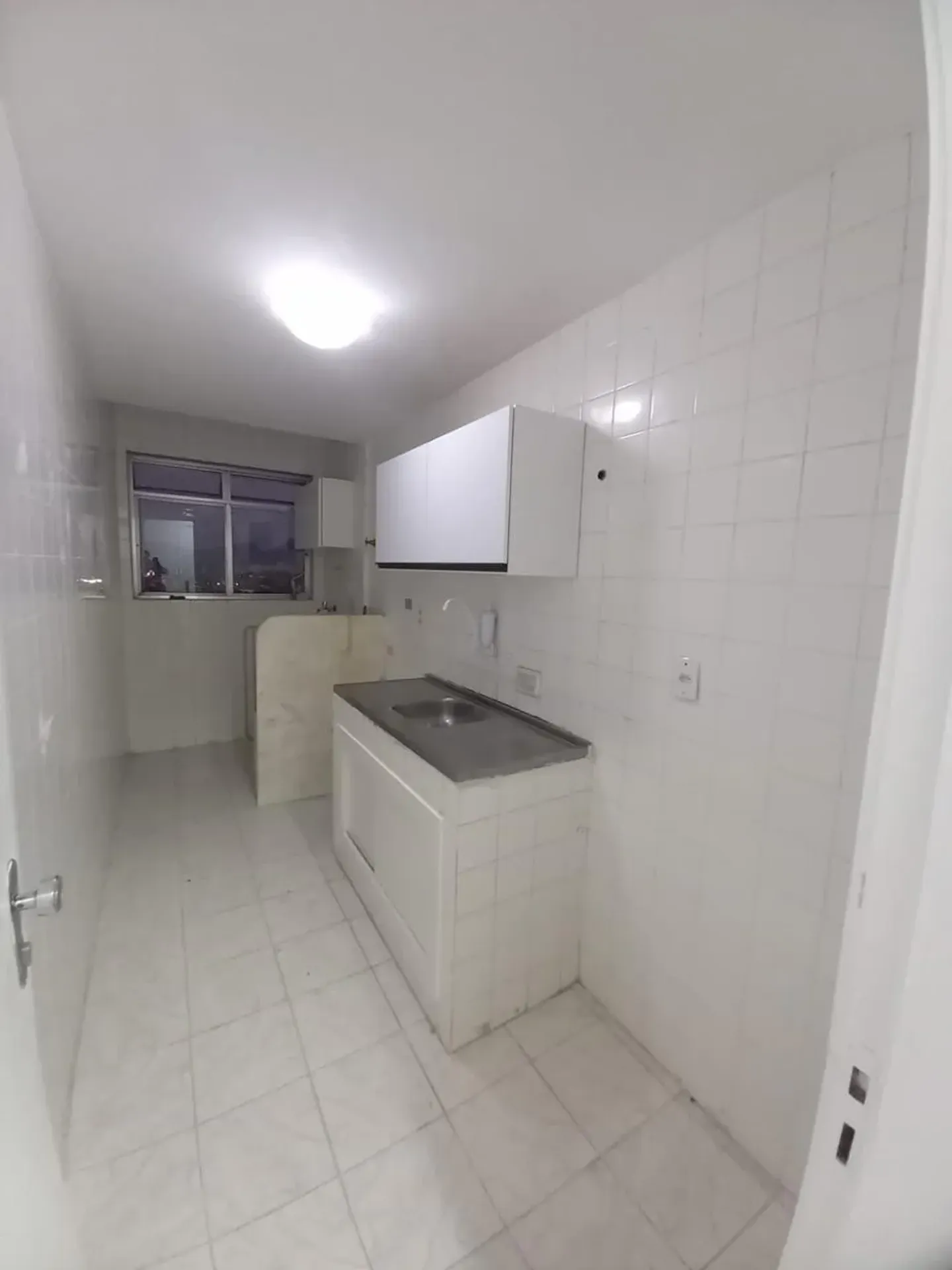 Apartamento de 2 quartos em condomínio com sauna