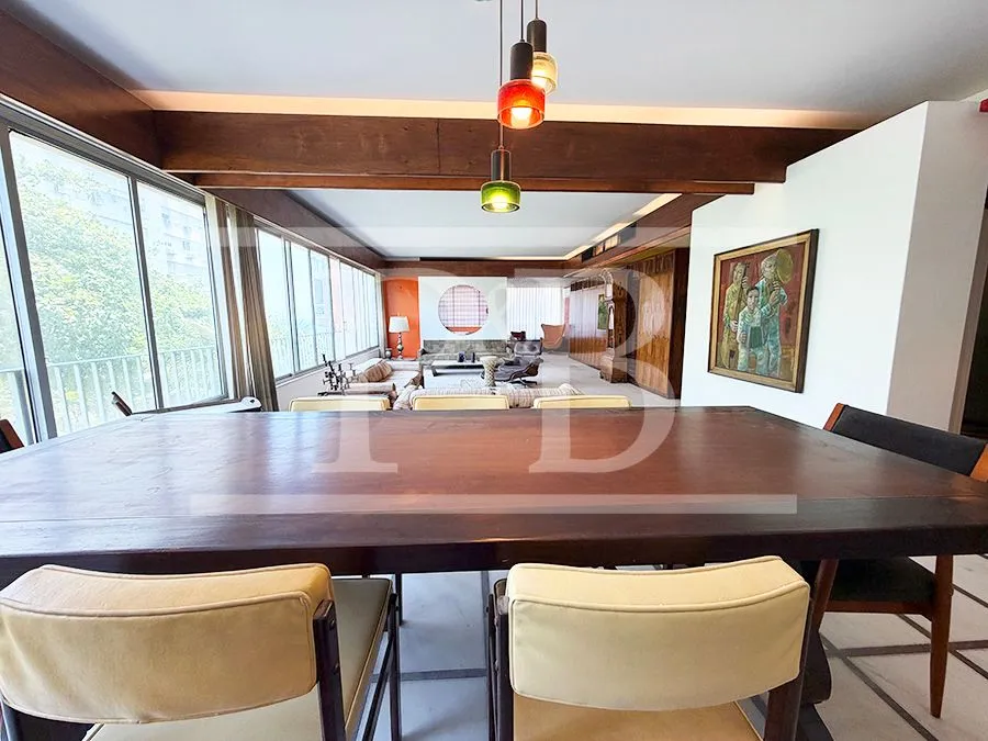 310 m² apartment with floor-to-ceiling windows and a bathtub — photo 30