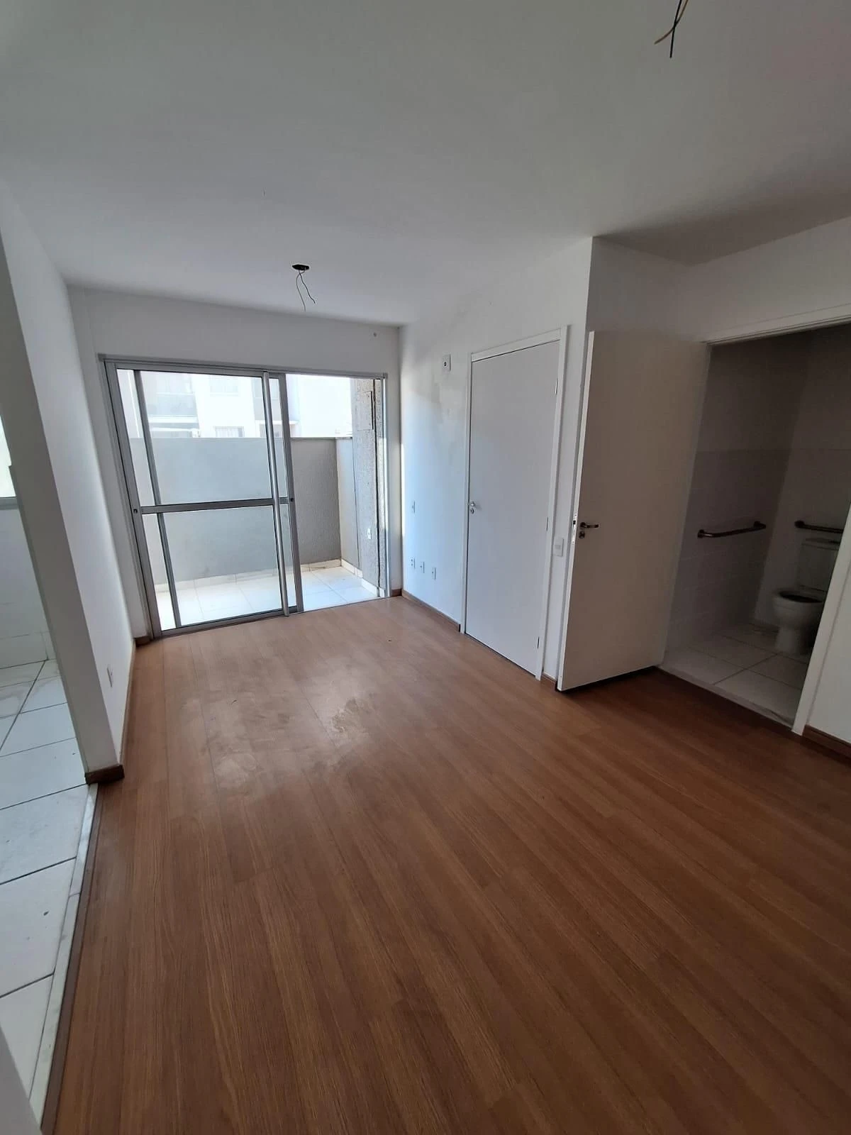 2-bedroom apartment with 1 bathroom and 1 parking space