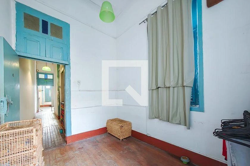 Furnished apartment with 5 bedrooms and 300 m² — photo 16