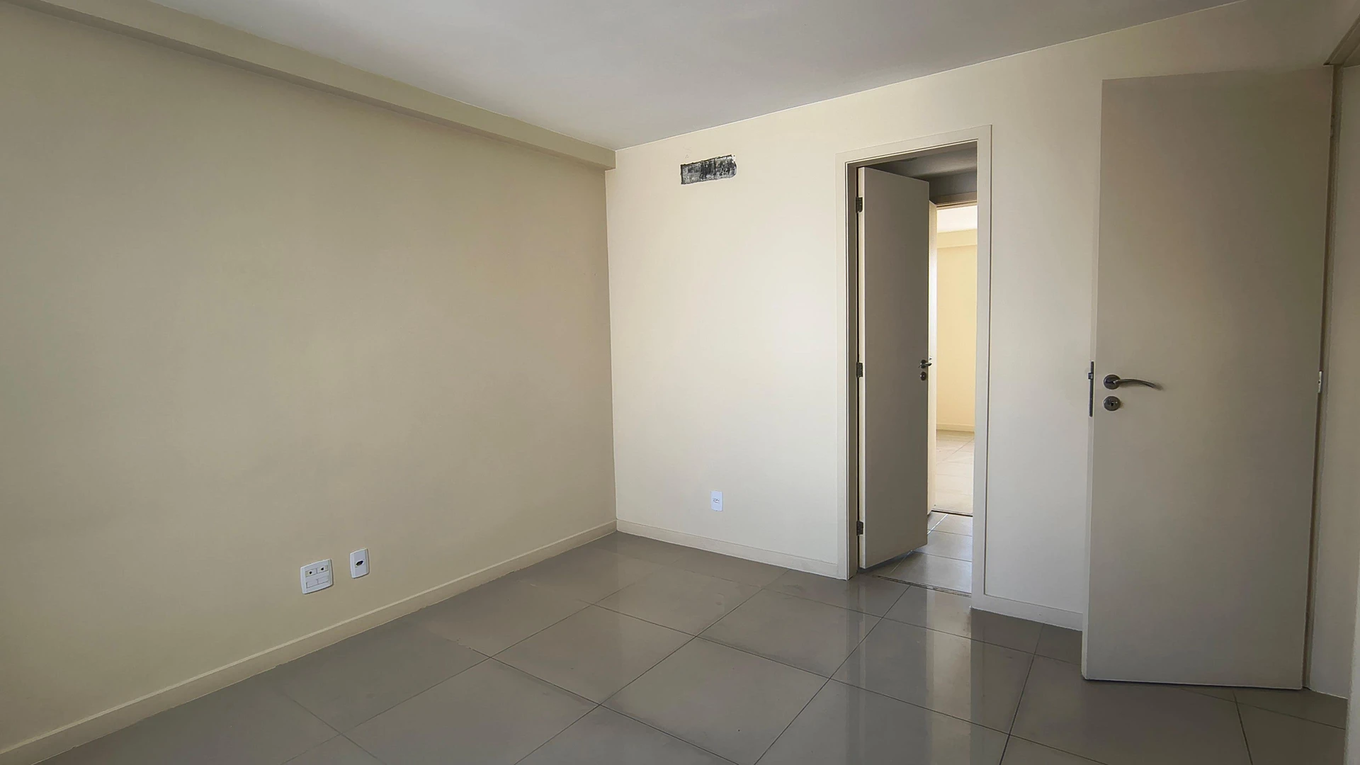 Apartamento para alugar com 4 quartos e 4 banheiros — photo 19