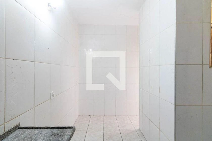 Rental house with 3 bedrooms and 300 m² of space — photo 34