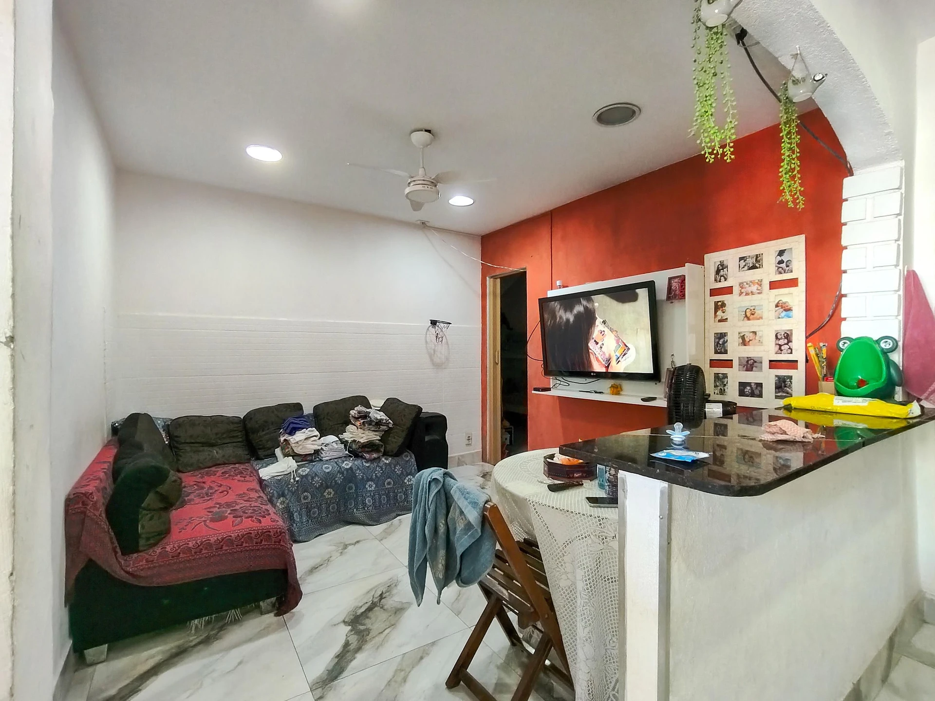 Rental house with 2 bedrooms and an open-plan kitchen — photo 46