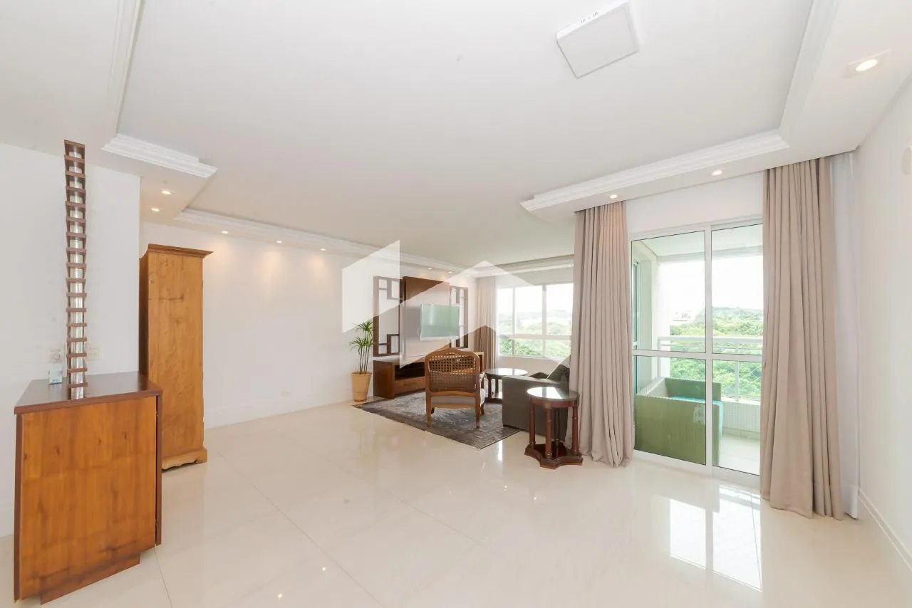 Apartamento de 4 dormitorios con 2 suites y 179 m² — photo 3