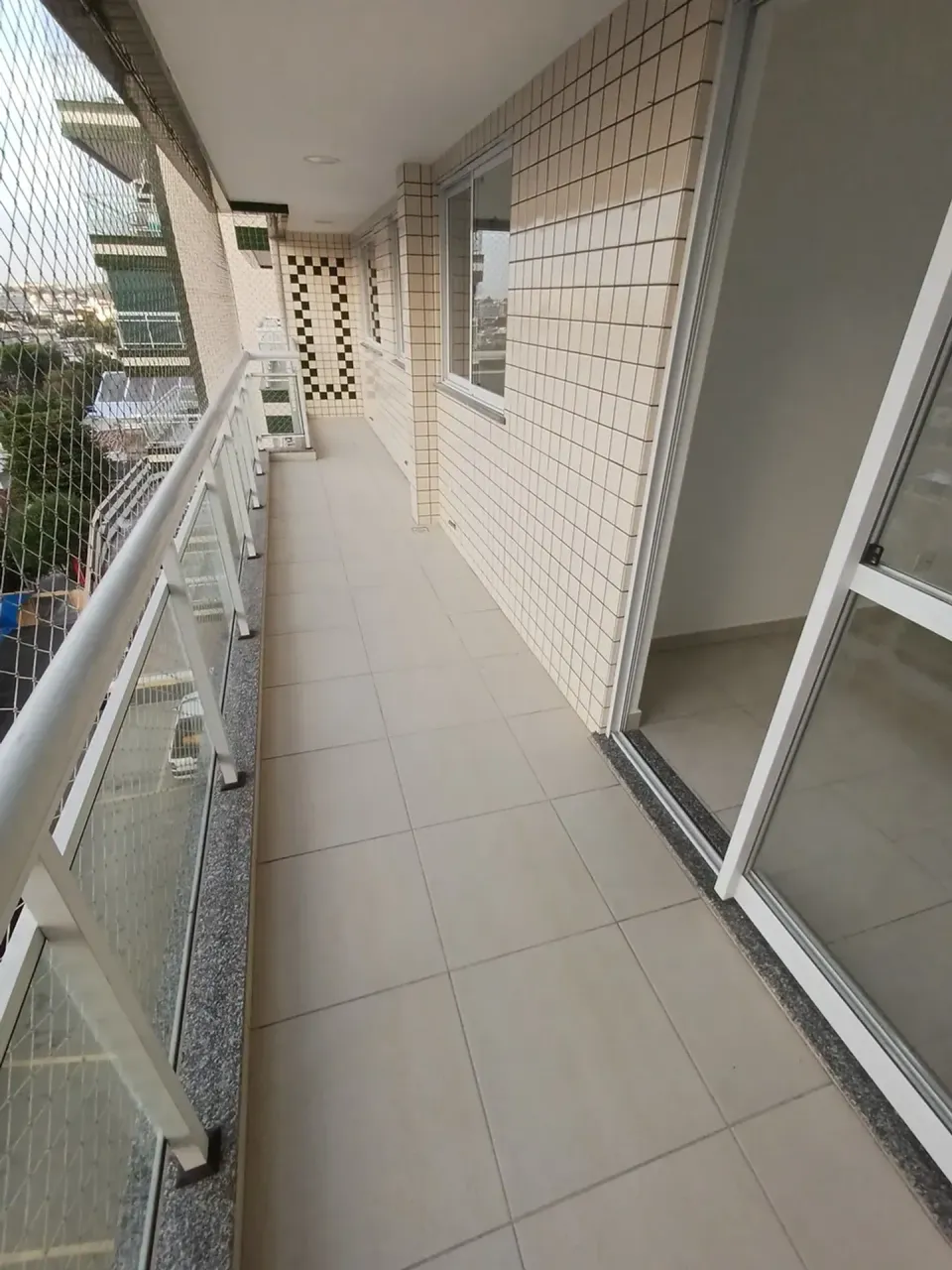 3-bedroom apartment with 3 bathrooms and 2 parking spots — photo 13