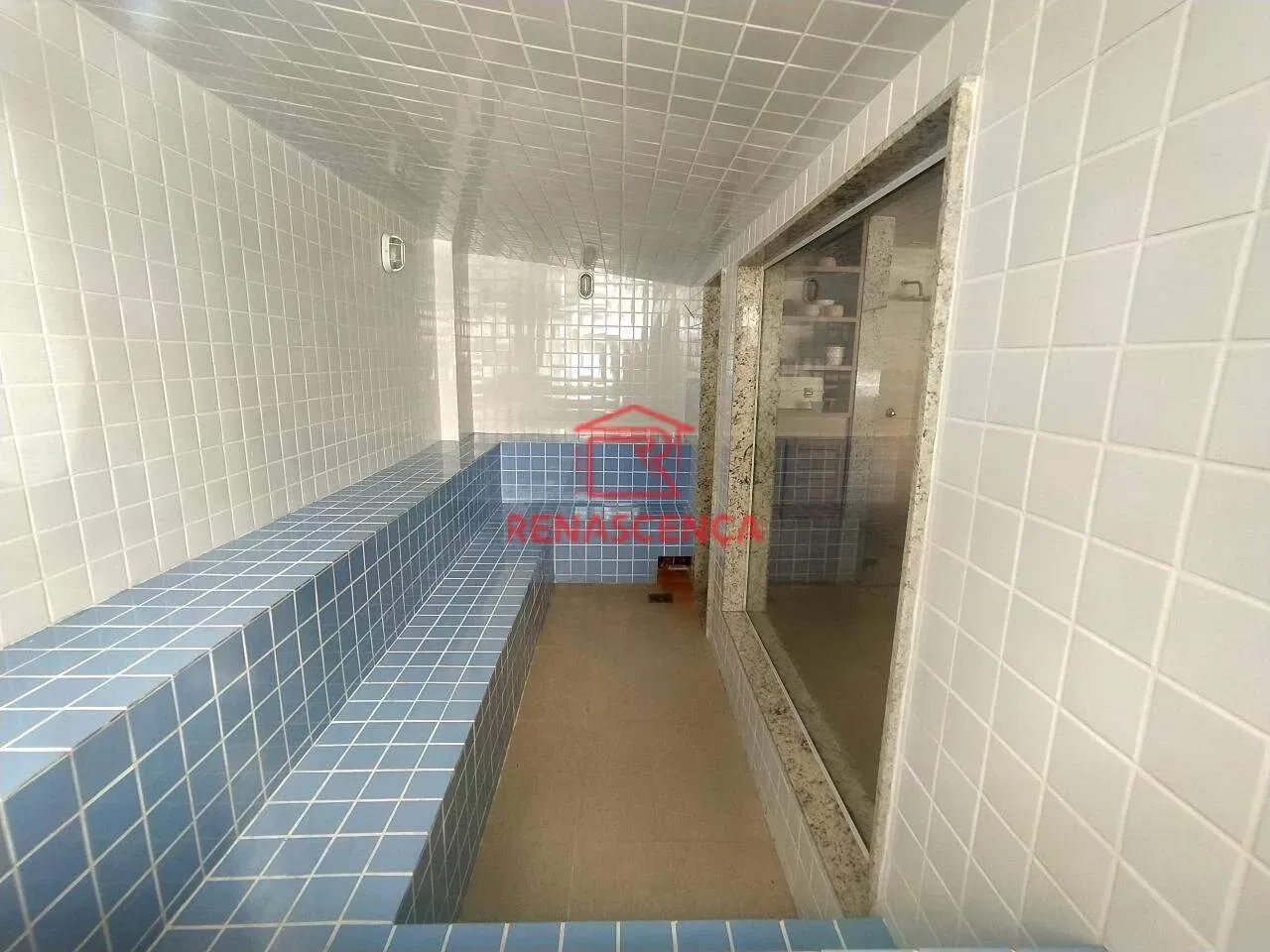 Немеблированная квартира с 3 спальнями и местом — photo 22