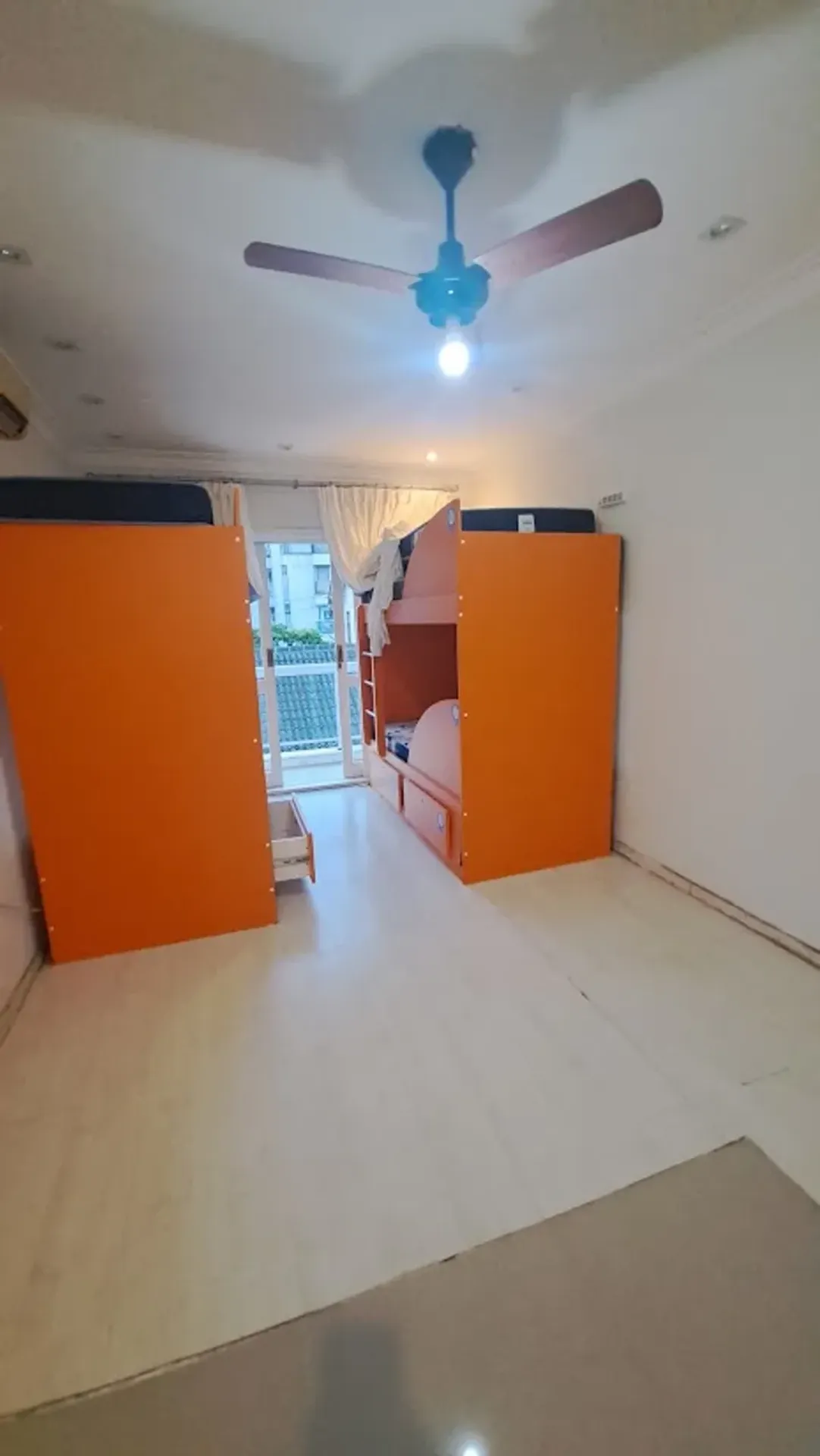 Casa mobiliada com 6 suítes e 8 banheiros — photo 38