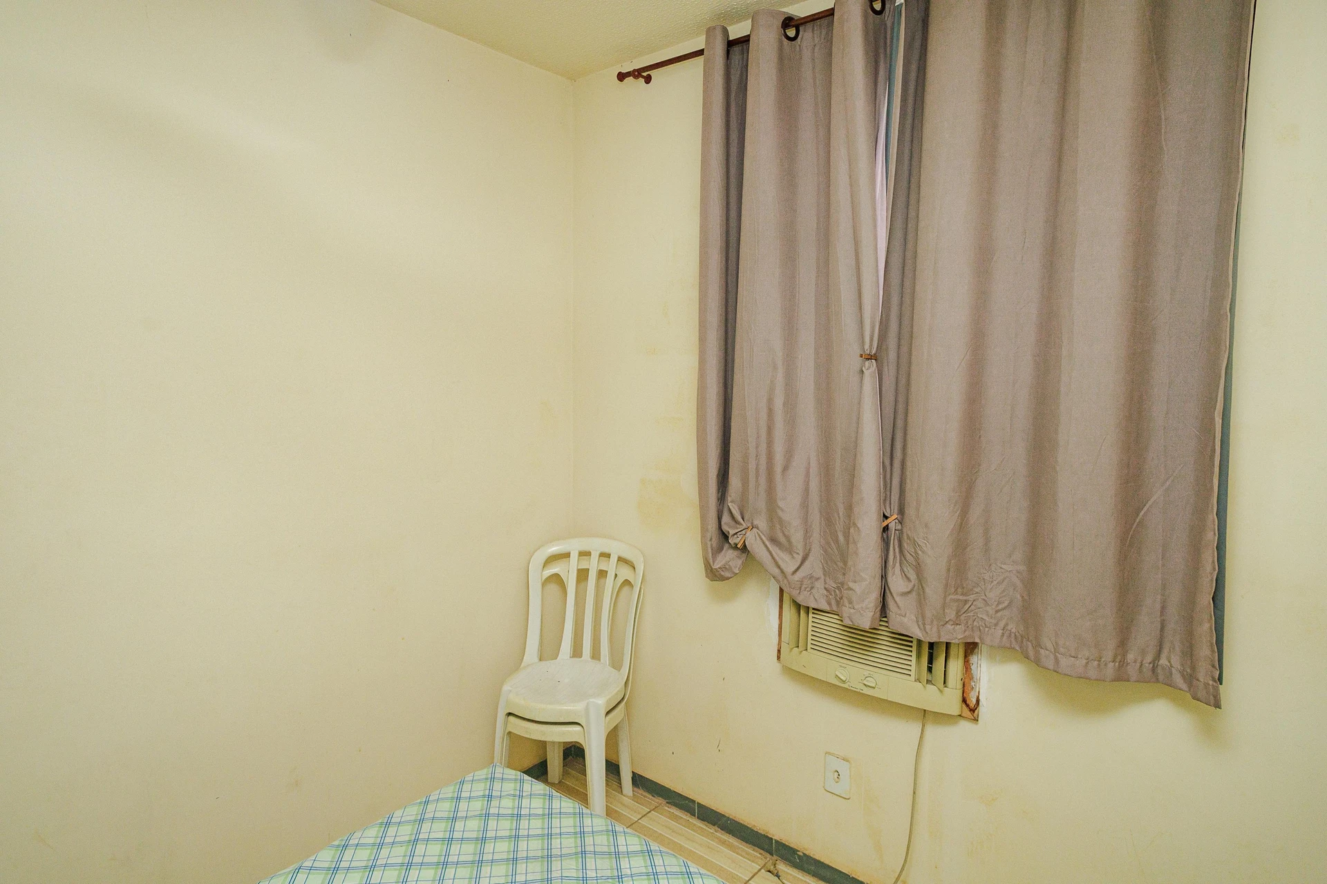 Furnished rental apartment with 2 bedrooms and 1 bath — photo 19