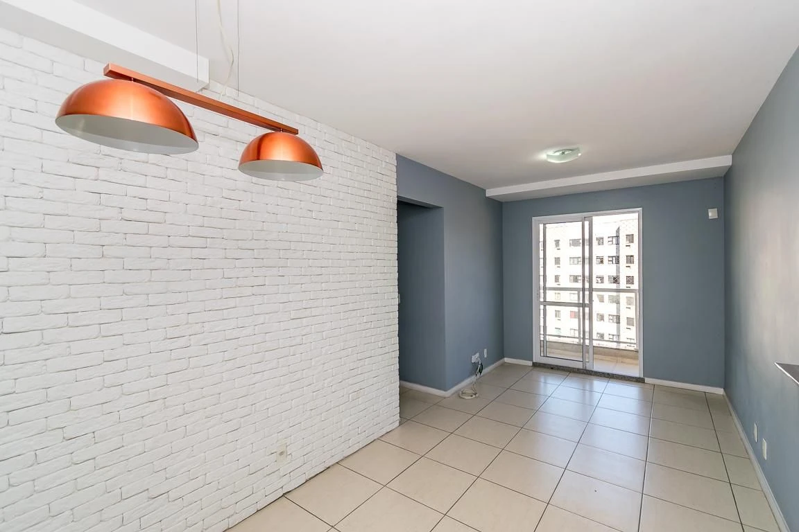 Furnished 3-bedroom apartment with 1 en-suite and balcony — photo 12