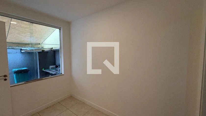 4-bedroom house with a washing machine — photo 10