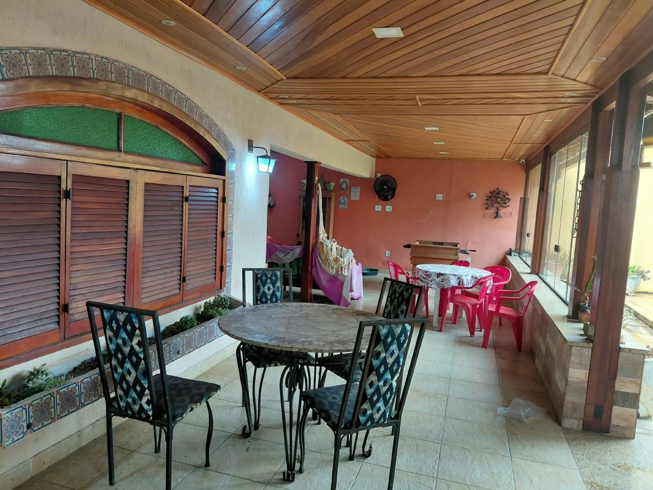Furnished house with 3 bedrooms, 360 m² and 2 parking spots — photo 19