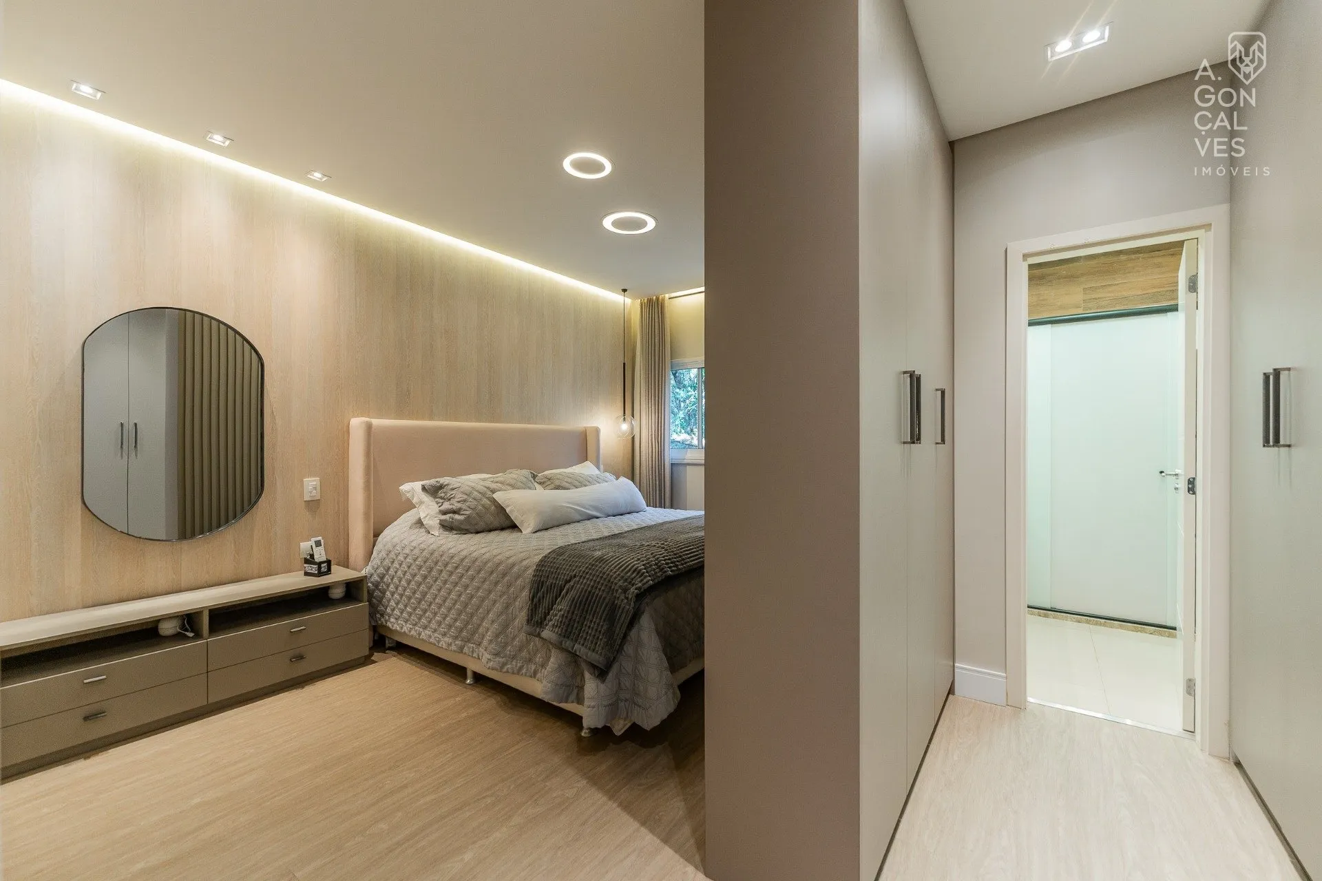 3-bedroom apartment with a dishwasher in Curitiba — photo 24