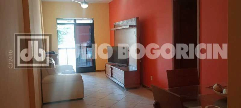 Furnished 2-bedroom apartment with glassed-in balcony — photo 8
