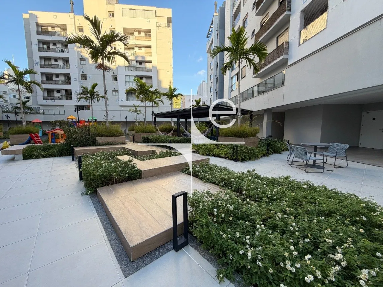 Furnished apartment, 80 m², with a grill on the balcony — photo 30