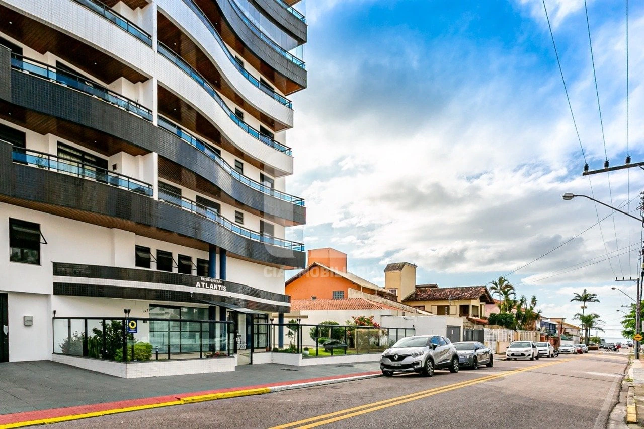 347 m² apartment with 3 en-suite bedrooms and private BBQ — photo 5