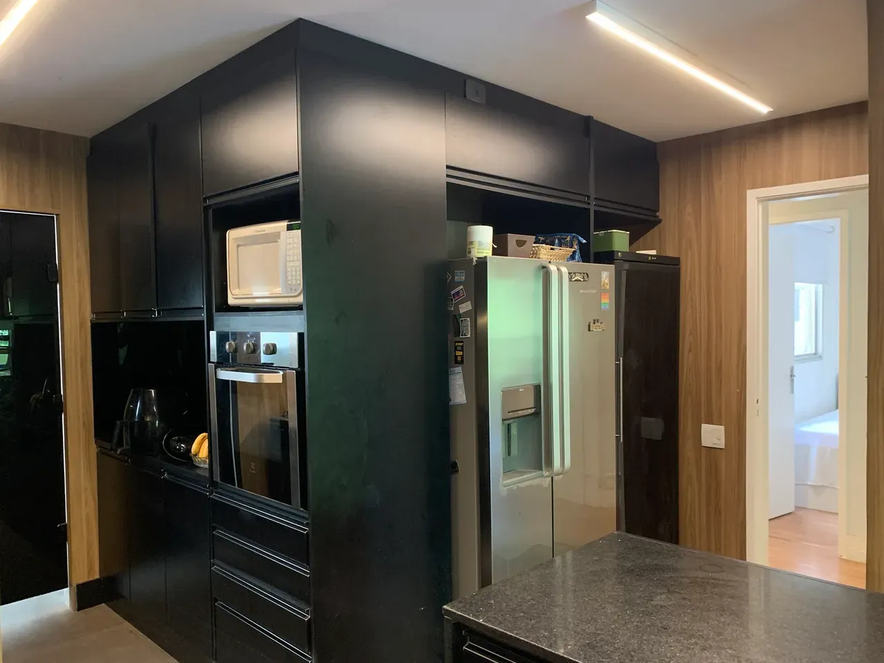 Furnished apartment with open-plan kitchen and 4 bedrooms — photo 15
