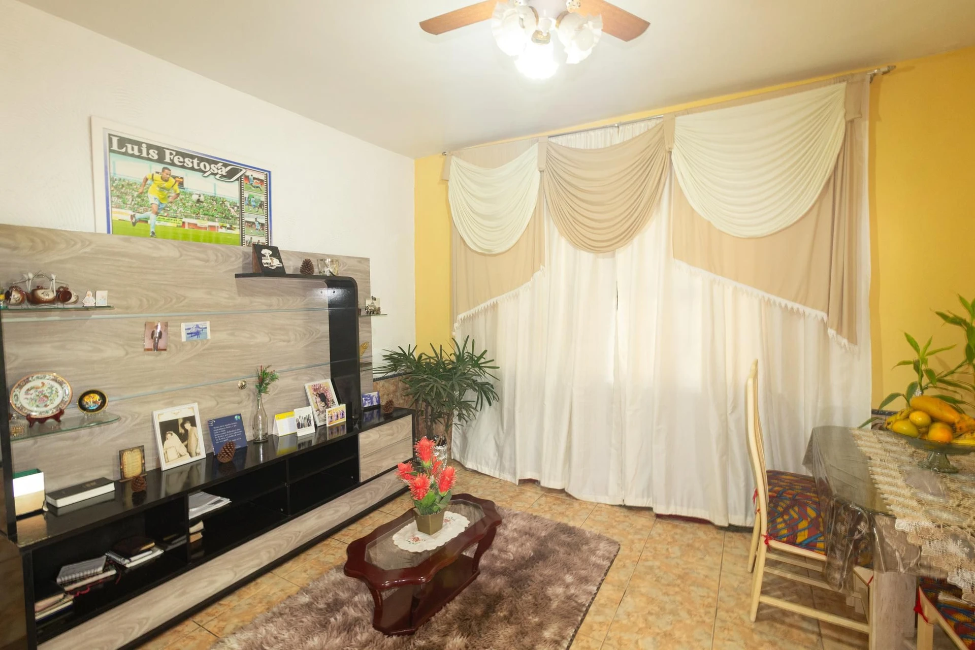 360 m² house with a home office and a garden — photo 7