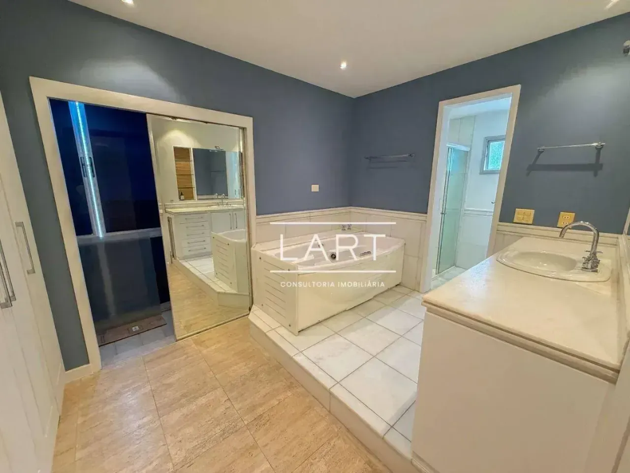 Квартира з 3 спальнями і 4 ванними, 190 м² — photo 10