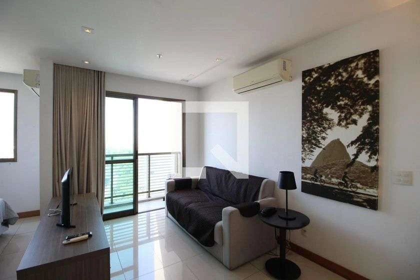Меблированное студио 38 м² с 1 спальней и балконом — photo 5