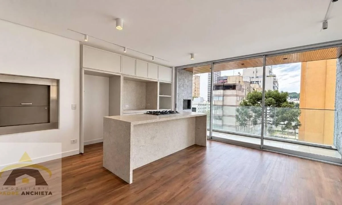 Apartment, 131 m², with a glass-enclosed balcony — photo 5