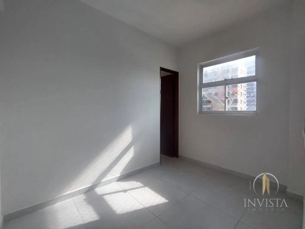 4-bedroom apartment with private barbecue area — photo 15