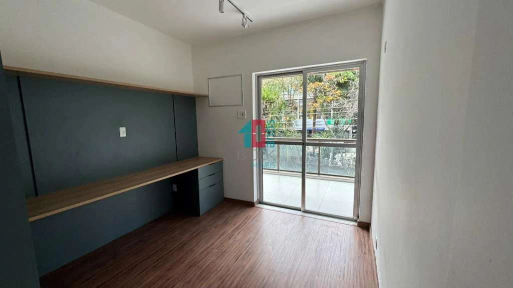 130 m² 3-bedroom apartment with 2 parking spaces — photo 6
