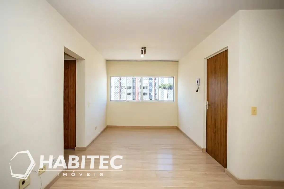 Квартира з 2 спальнями та дерев'яною підлогою або ламінатом — photo 16
