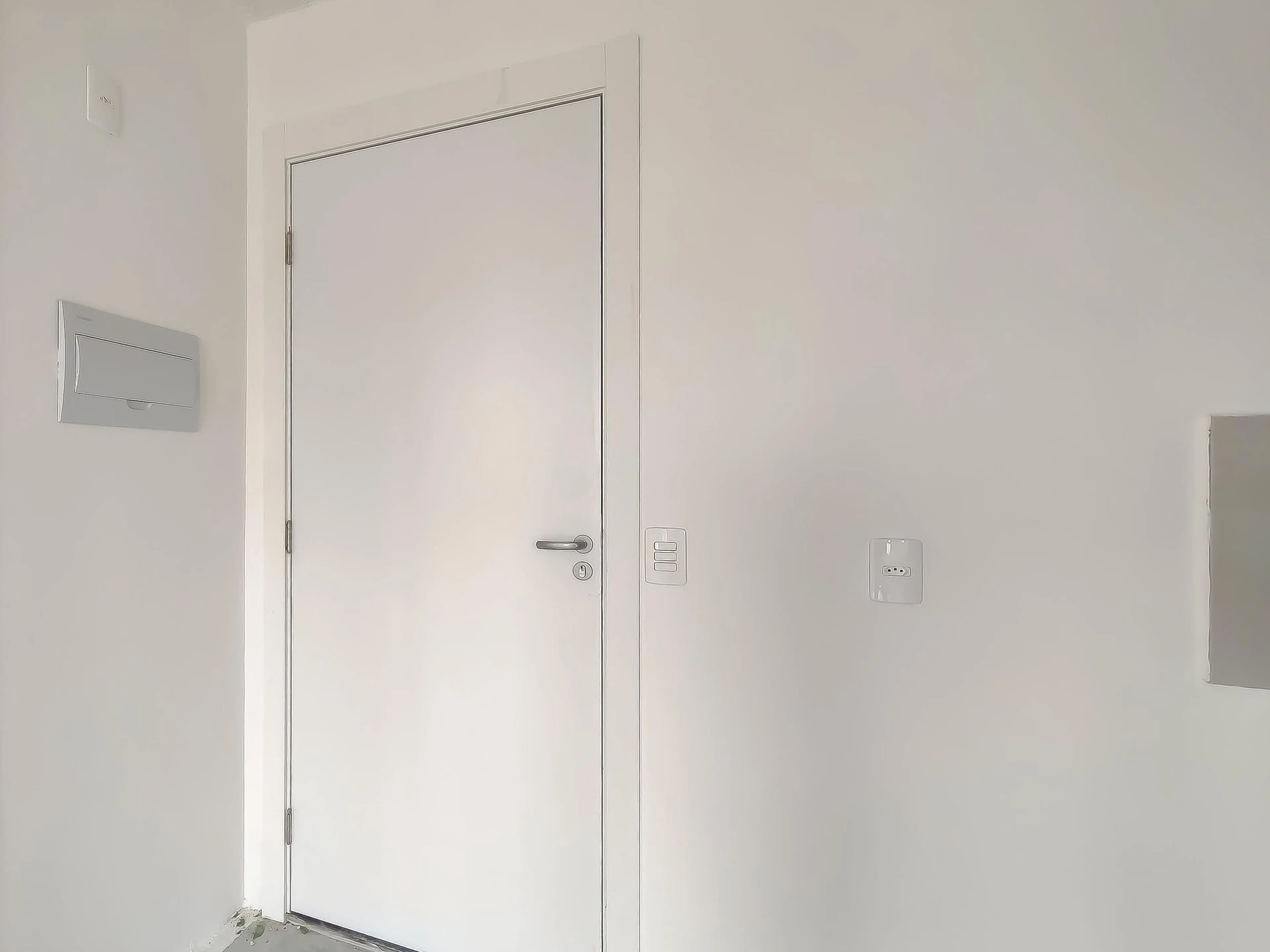 Apartment, 38 m², with a glass-enclosed balcony — photo 44