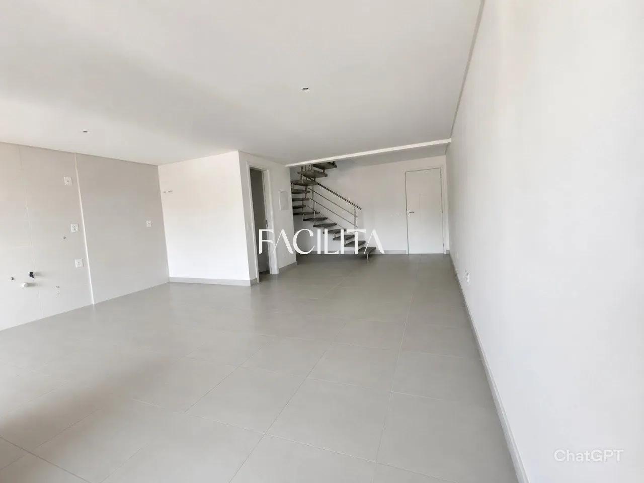 1-bedroom apartment with 3 parking spaces and 120 m² on 4th floor — photo 17