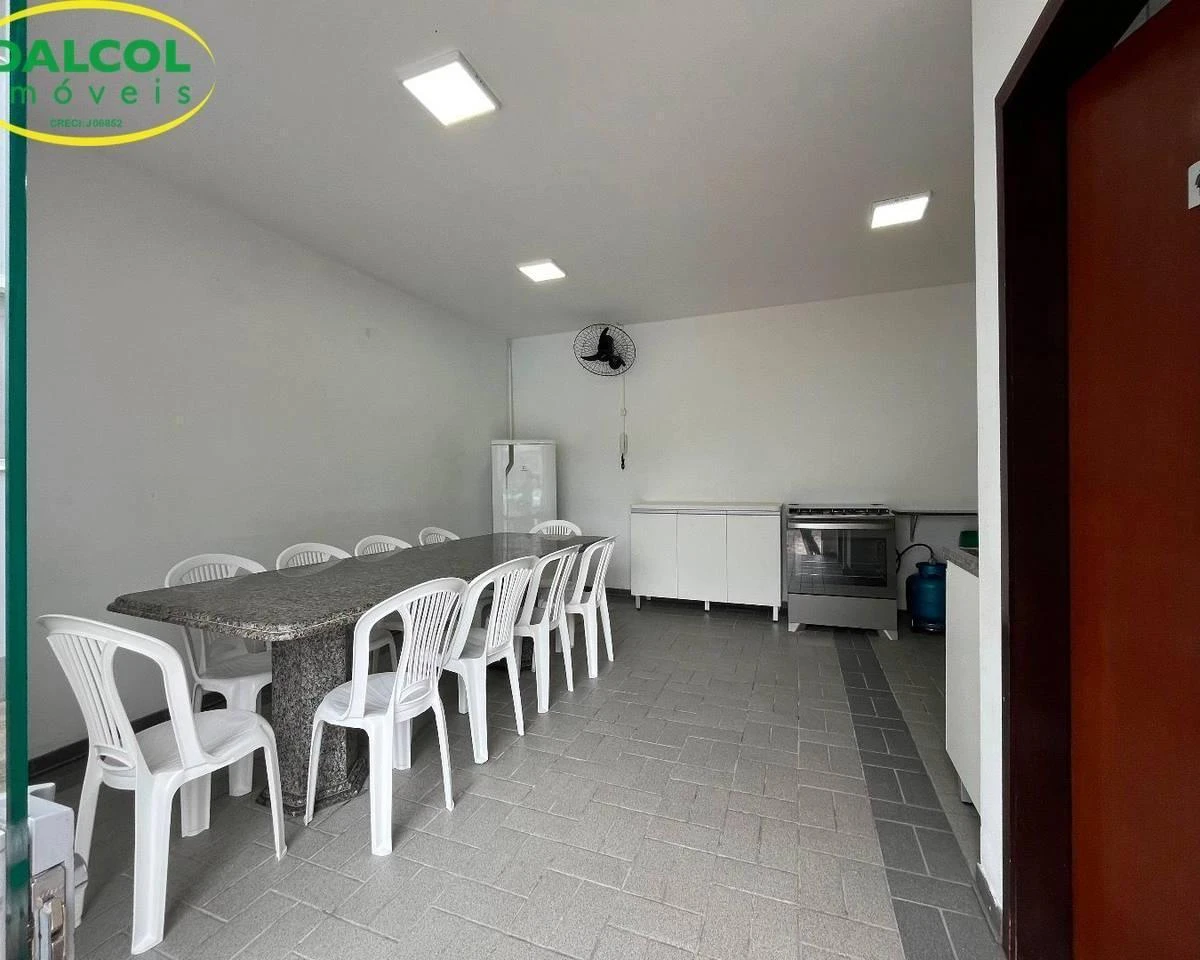 3-bedroom apartment with a washing machine — photo 42
