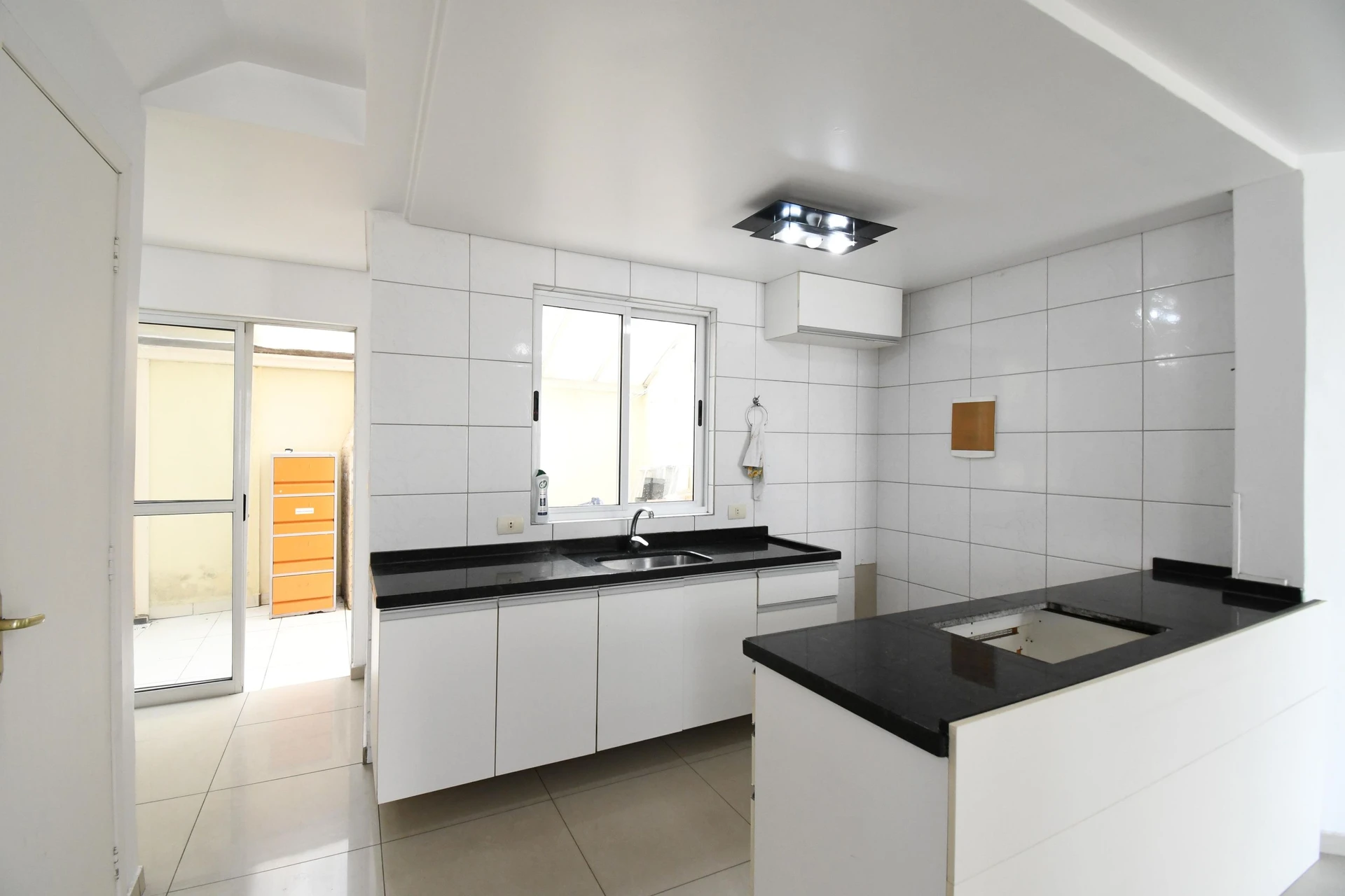 3-bedroom house with a garden in Curitiba