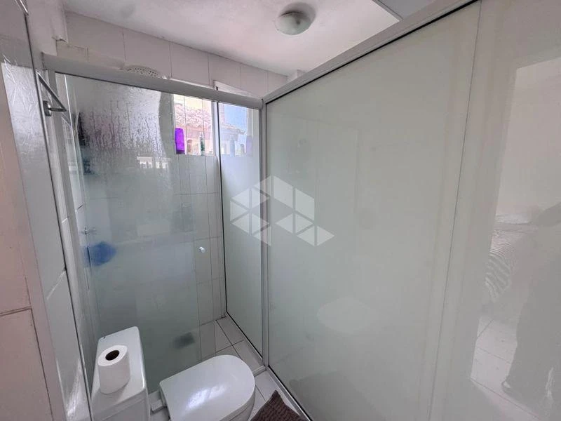 Walk-in closet in a 3-bedroom house, 224 m² — photo 36