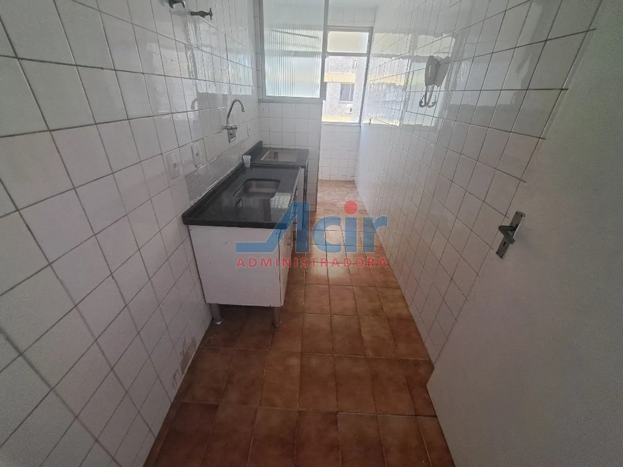 Apartamento con 2 dormitorios, 1 baño y parking — photo 2