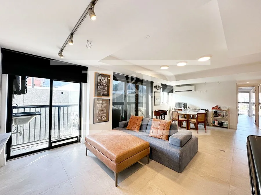 Furnished 2-bedroom apartment with enclosed balcony — photo 5
