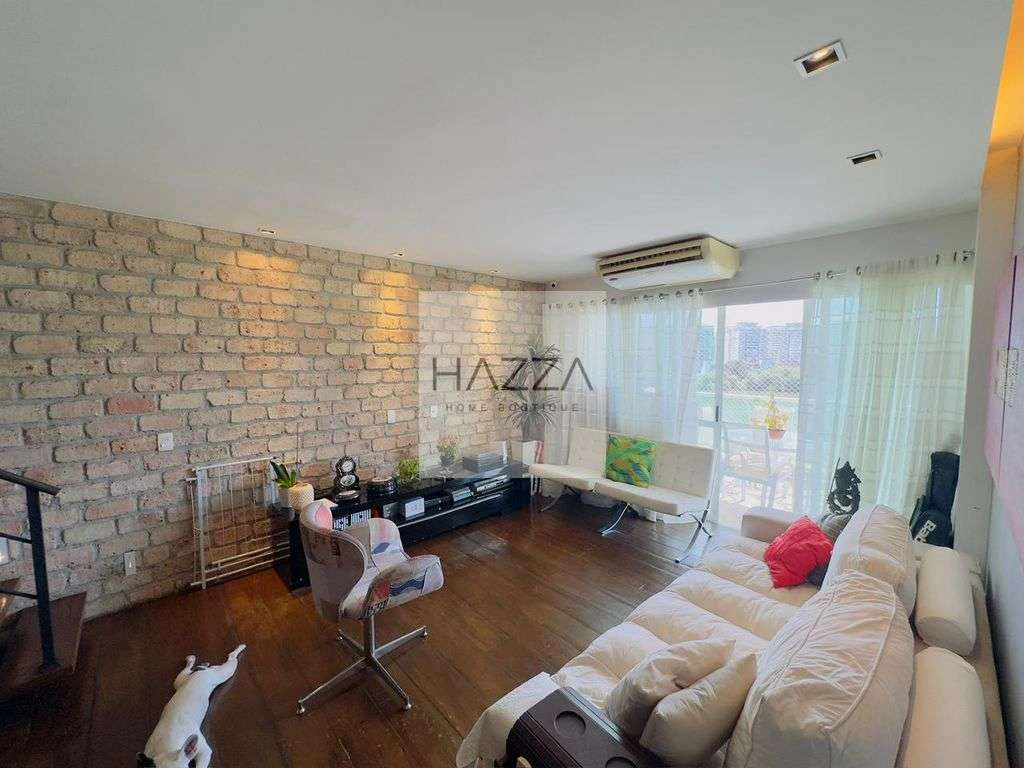 Furnished 313 m² apartment with 3 suites and private balcony — photo 9