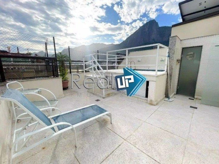 Furnished penthouse with 162 m² and 4 bedrooms — photo 14