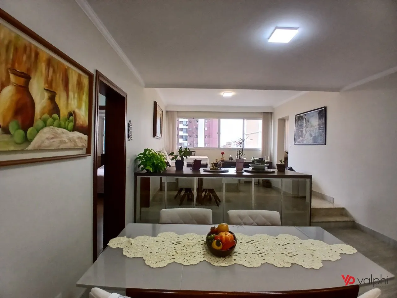 4-bedroom apartment with a walk-in closet in Curitiba — photo 28