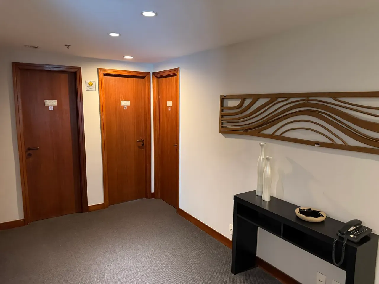 2-bedroom apartment with a water view — photo 40