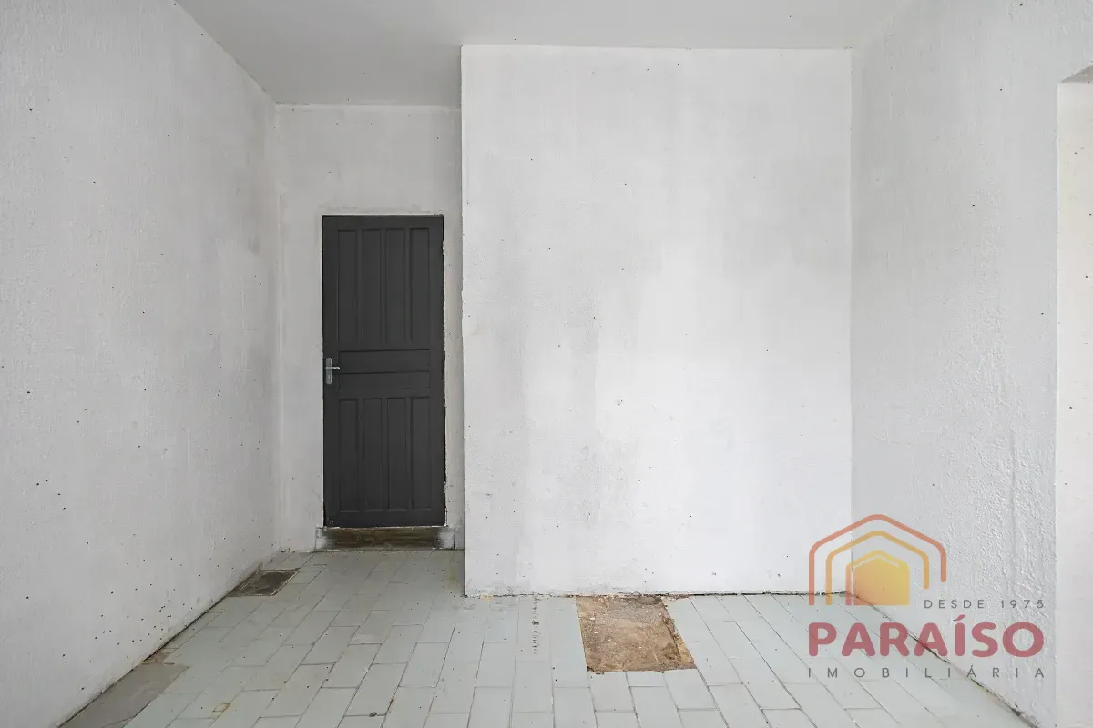 Деревянный пол или ламинат и 4 спальни: дом 165 м² — photo 18