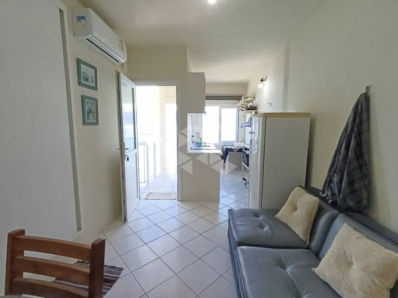 Furnished 1-bedroom apartment with 32 m² and 1 bathroom — photo 6