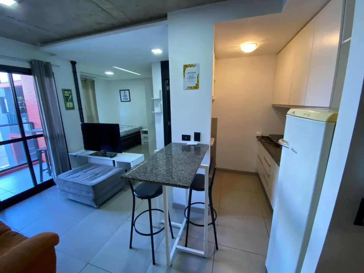 Apartamento amueblado de 30 m² con 1 dormitorio y balcón — photo 5