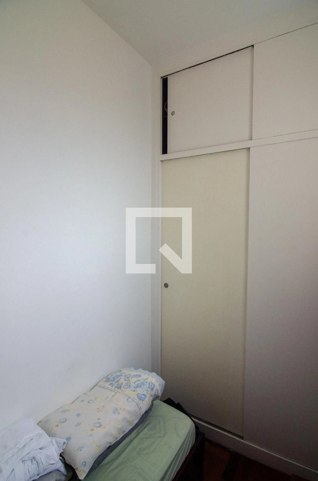 Furnished apartment, 166 m², with floor-to-ceiling windows — photo 47